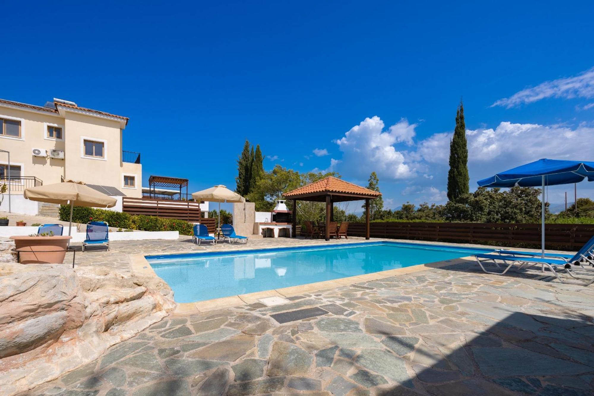 Villa Ira Finiki Latzi Exterior foto